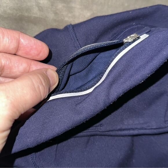 TORY SPORT L Navy Crop White Light Reflective Athletic Leggings - Picture 11 of 14